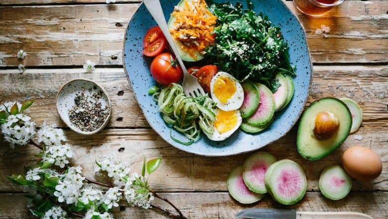 Hjemmelaget tzatziki med enkel oppskrift